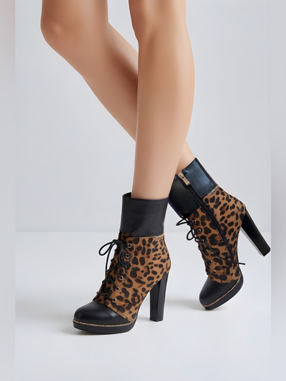 Italina‎ sky high boots 5” heels 1” platform size 8.5 zipper detail. Size zipper
